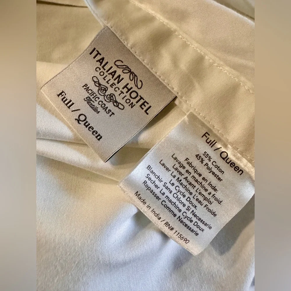 Italian Hotel Collection Duvet w/Shams, Queen - Picture 10 of 10
